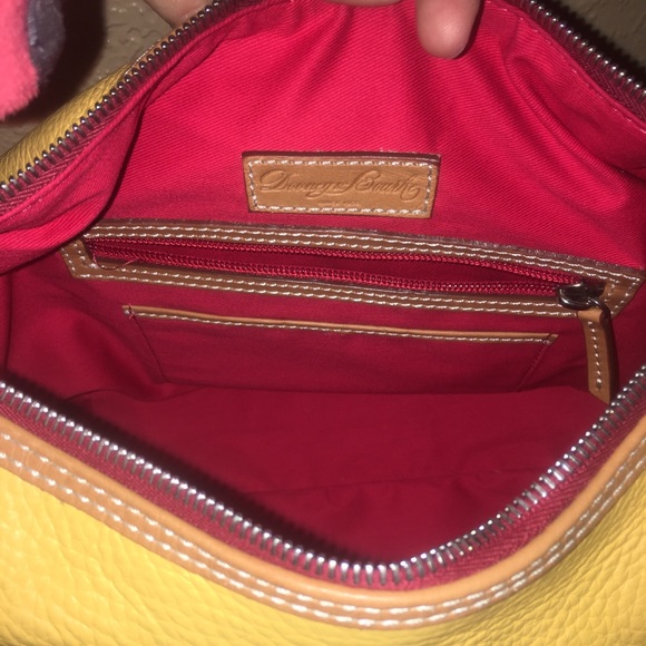Dooney & Bourke Dandelion Paige Sac Leather Hobo - Picture 6 of 8